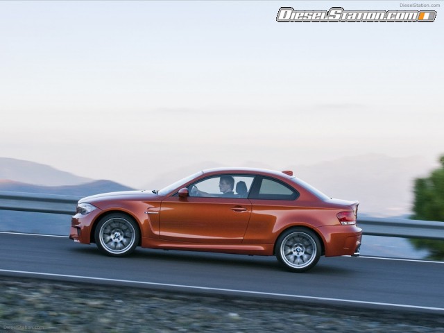 BMW 1 Series M Coupe 2011 Picture #57 BMW 1 Series M Coupe 2011 Picture #57
