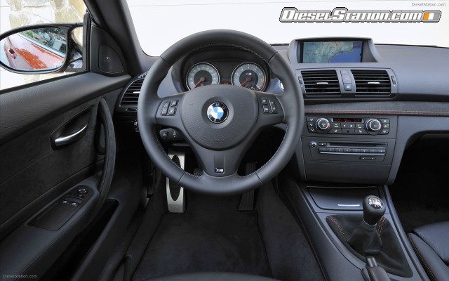 BMW 1 Series M Coupe 2011 Widescreen Picture #32 BMW 1 Series M Coupe 2011 Widescreen Picture #32