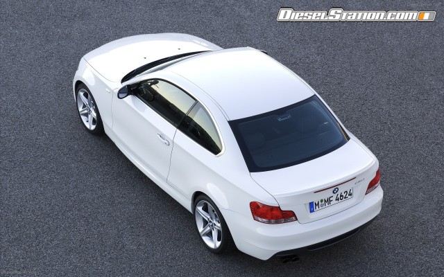 BMW 135i Coupe Widescreen Picture #29 BMW 135i Coupe Widescreen Picture #29