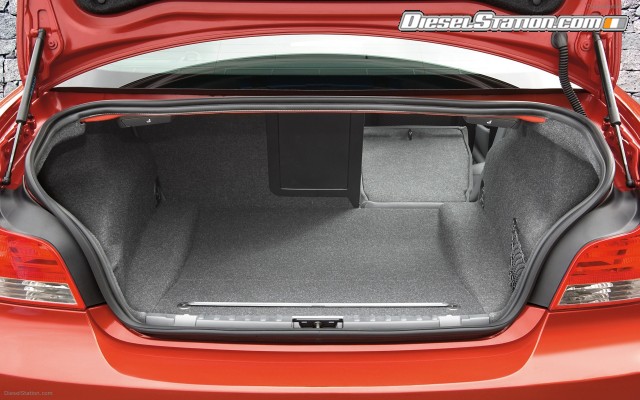 BMW 135i Widescreen Picture #12 BMW 135i Widescreen Picture #12