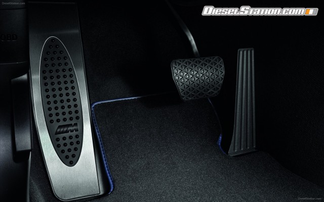 BMW 135is 2013 Widescreen Picture #6 BMW 135is 2013 Widescreen Picture #6