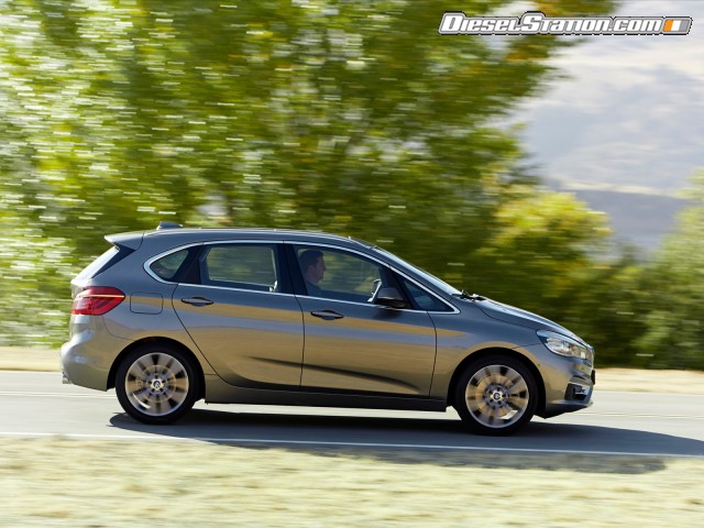 BMW 2 Series Active Tourer 2015 Picture #91 BMW 2 Series Active Tourer 2015 Picture #91
