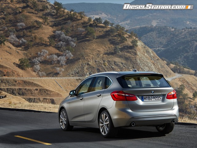 BMW 2 Series Active Tourer 2015 Picture #59 BMW 2 Series Active Tourer 2015 Picture #59