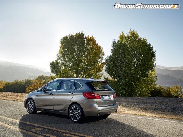 BMW 2 Series Active Tourer 2015 Picture #23 BMW 2 Series Active Tourer 2015 Picture #23