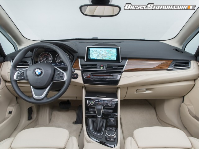 BMW 2 Series Active Tourer 2015 Picture #38 BMW 2 Series Active Tourer 2015 Picture #38
