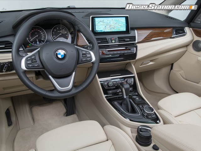BMW 2 Series Active Tourer 2015 Picture #7 BMW 2 Series Active Tourer 2015 Picture #7