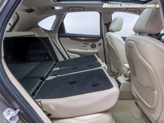 BMW 2 Series Active Tourer 2015 Picture #5 BMW 2 Series Active Tourer 2015 Picture #5