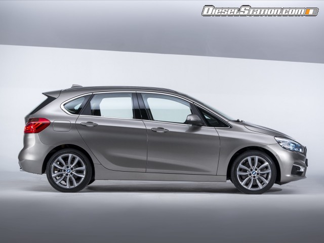BMW 2 Series Active Tourer 2015 Picture #28 BMW 2 Series Active Tourer 2015 Picture #28