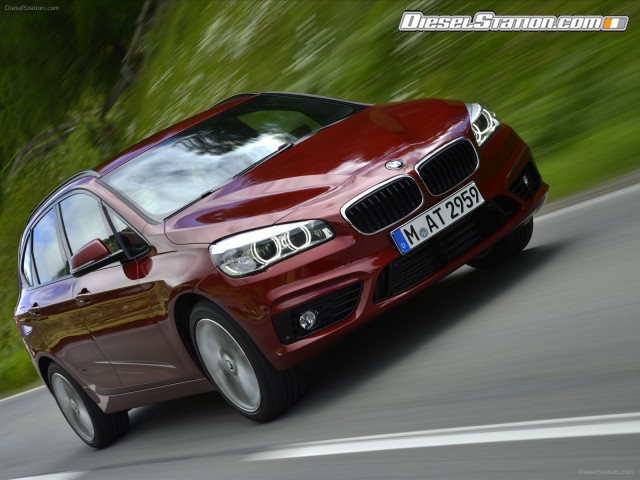 BMW 2 Series Active Tourer 2015 Picture #140 BMW 2 Series Active Tourer 2015 Picture #140