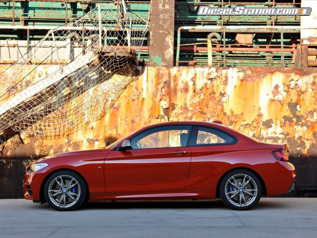 BMW 2 Series Coupe 2014 Picture #10 BMW 2 Series Coupe 2014 Picture #10