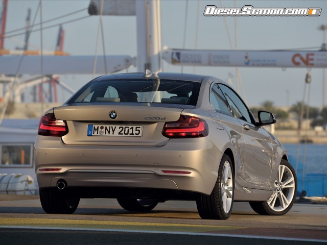 BMW 2 Series Coupe 2014 Picture #84 BMW 2 Series Coupe 2014 Picture #84