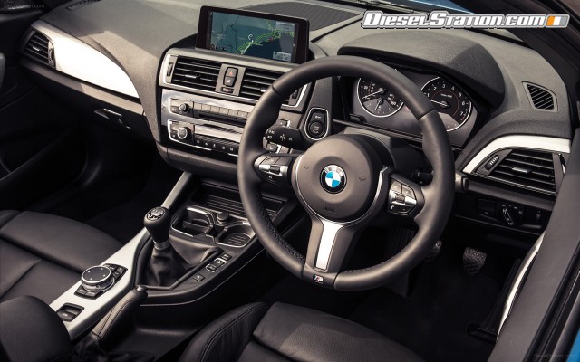BMW 2 Series M235i Convertible 2015 Widescreen Picture #46 BMW 2 Series M235i Convertible 2015 Widescreen Picture #46