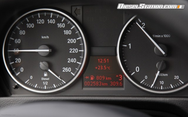 BMW 2010 320d EfficientDynamics Edition Widescreen Picture #7 BMW 2010 320d EfficientDynamics Edition Widescreen Picture #7