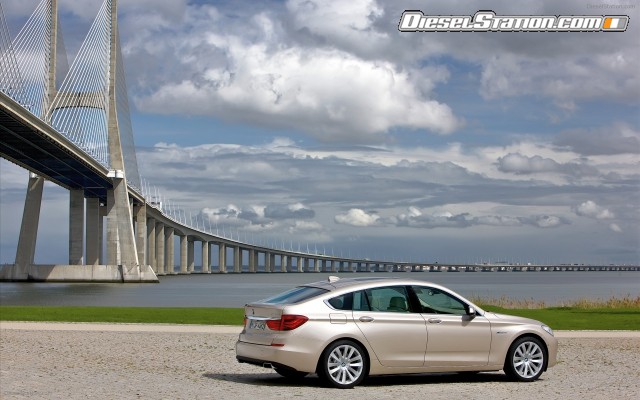 BMW 2010 5 Series Gran Turismo Widescreen Picture #25 BMW 2010 5 Series Gran Turismo Widescreen Picture #25