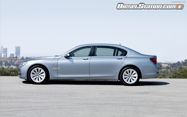 BMW 2010 7 Series ActiveHybrid Widescreen Picture #8 BMW 2010 7 Series ActiveHybrid Widescreen Picture #8