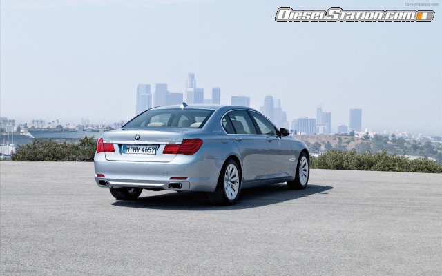 BMW 2010 7 Series ActiveHybrid Widescreen Picture #24 BMW 2010 7 Series ActiveHybrid Widescreen Picture #24