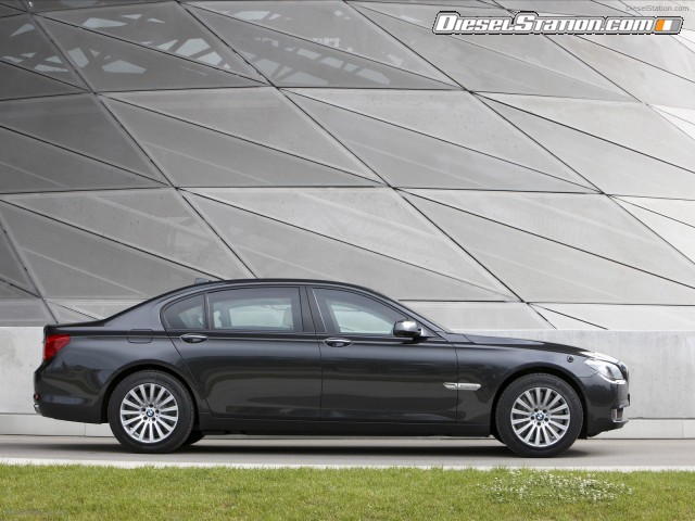 BMW 2010 7 Series High Security Picture #35 BMW 2010 7 Series High Security Picture #35