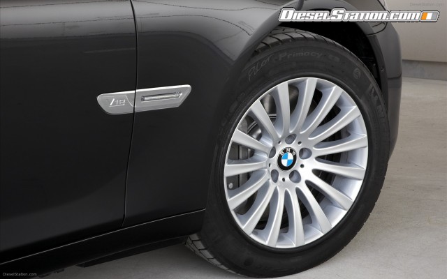 BMW 2010 7 Series High Security Widescreen Picture #26 BMW 2010 7 Series High Security Widescreen Picture #26
