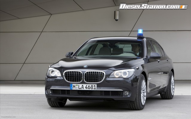 BMW 2010 7 Series High Security Widescreen Picture #29 BMW 2010 7 Series High Security Widescreen Picture #29