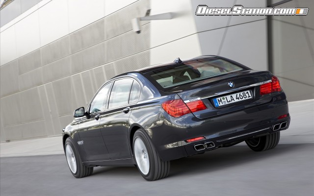 BMW 2010 7 Series High Security Widescreen Picture #12 BMW 2010 7 Series High Security Widescreen Picture #12