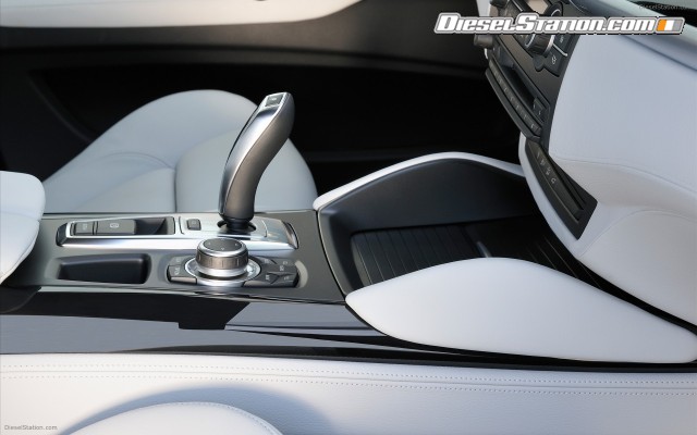 BMW 2010 X5 M Widescreen Picture #1 BMW 2010 X5 M Widescreen Picture #1