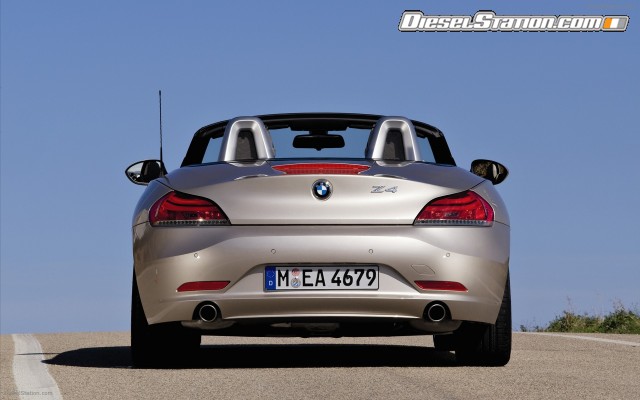 BMW 2010 Z4 Widescreen Picture #8 BMW 2010 Z4 Widescreen Picture #8
