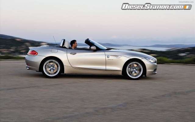 BMW 2010 Z4 Widescreen Picture #28 BMW 2010 Z4 Widescreen Picture #28