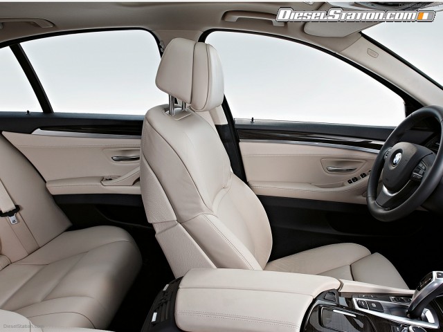 BMW 2011 5 Series Picture #2 BMW 2011 5 Series Picture #2