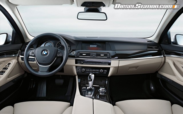 BMW 2011 5 Series Widescreen Picture #5 BMW 2011 5 Series Widescreen Picture #5