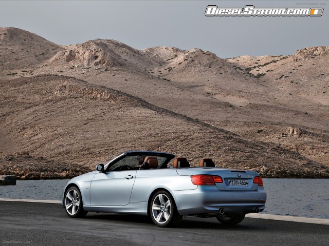 BMW 2011 Series 3 Convertible Picture #13 BMW 2011 Series 3 Convertible Picture #13