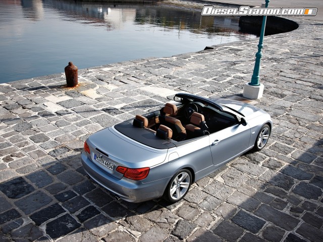 BMW 2011 Series 3 Convertible Picture #8 BMW 2011 Series 3 Convertible Picture #8