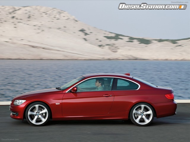 BMW 2011 Series 3 Coupe Picture #48 BMW 2011 Series 3 Coupe Picture #48