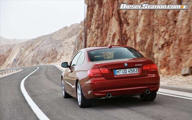 BMW 2011 Series 3 Coupe Widescreen Picture #65 BMW 2011 Series 3 Coupe Widescreen Picture #65