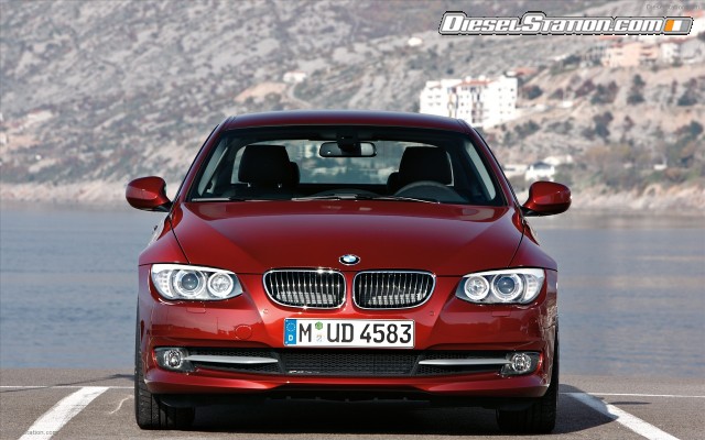 BMW 2011 Series 3 Coupe Widescreen Picture #35 BMW 2011 Series 3 Coupe Widescreen Picture #35