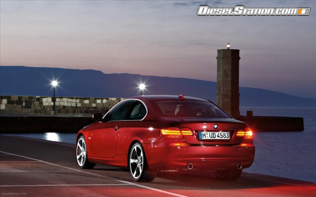 BMW 2011 Series 3 Coupe Widescreen Picture #39 BMW 2011 Series 3 Coupe Widescreen Picture #39