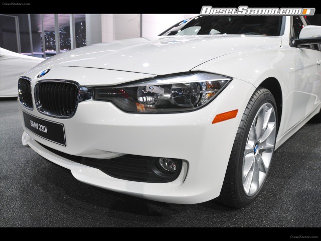 BMW 320i Sedan 2014 Picture #11 BMW 320i Sedan 2014 Picture #11