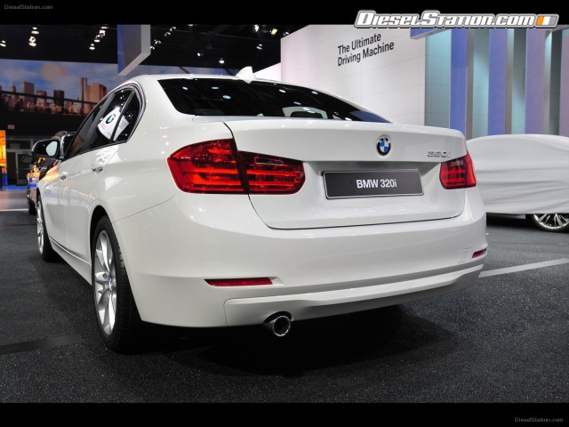 BMW 320i Sedan 2014 Picture #1 BMW 320i Sedan 2014 Picture #1