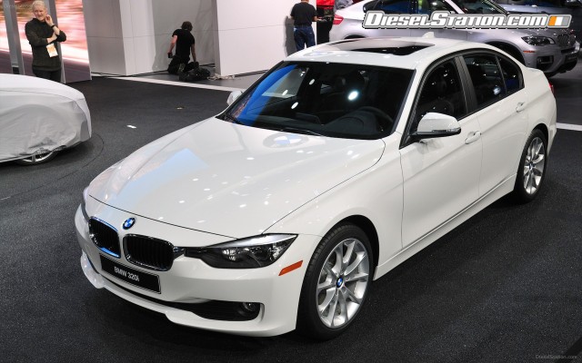 BMW 320i Sedan 2014 Widescreen Picture #5 BMW 320i Sedan 2014 Widescreen Picture #5