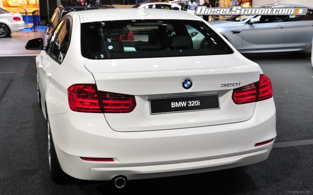 BMW 320i Sedan 2014 Widescreen Picture #2 BMW 320i Sedan 2014 Widescreen Picture #2