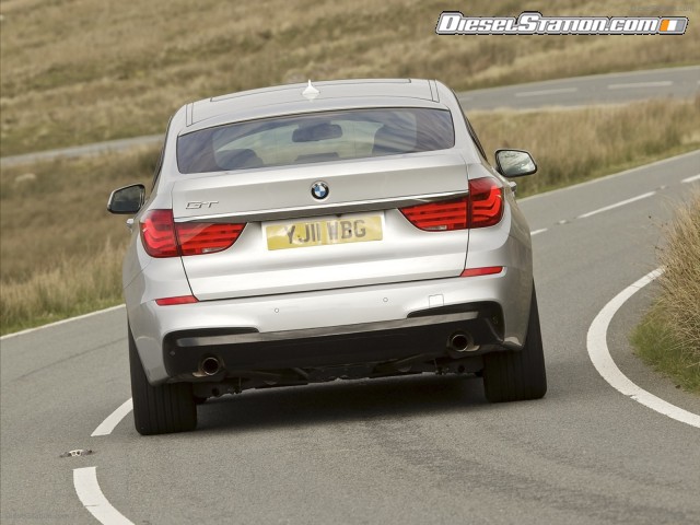 BMW 5 Series Gran Turismo M Sport 2011 Picture #7 BMW 5 Series Gran Turismo M Sport 2011 Picture #7