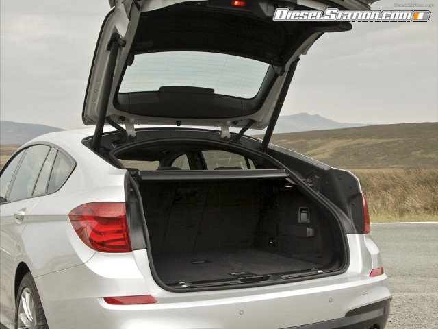 BMW 5 Series Gran Turismo M Sport 2011 Picture #27 BMW 5 Series Gran Turismo M Sport 2011 Picture #27