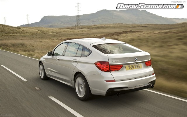 BMW 5 Series Gran Turismo M Sport 2011 Widescreen Picture #4 BMW 5 Series Gran Turismo M Sport 2011 Widescreen Picture #4