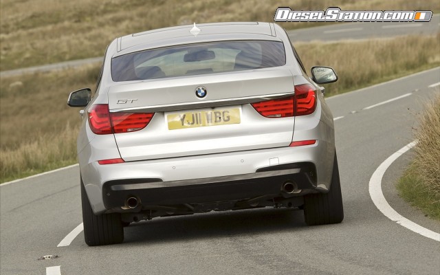 BMW 5 Series Gran Turismo M Sport 2011 Widescreen Picture #19 BMW 5 Series Gran Turismo M Sport 2011 Widescreen Picture #19