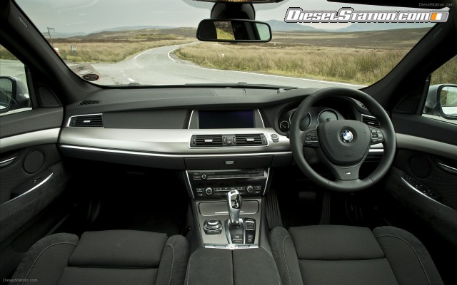 BMW 5 Series Gran Turismo M Sport 2011 Widescreen Picture #9 BMW 5 Series Gran Turismo M Sport 2011 Widescreen Picture #9