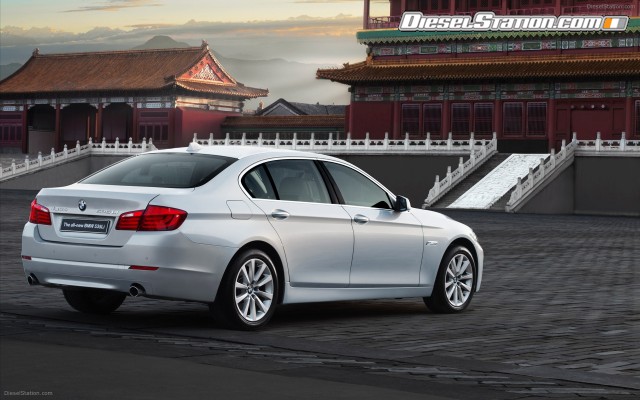 BMW 5 Series Long Wheelbase 2011 Widescreen Picture #12 BMW 5 Series Long Wheelbase 2011 Widescreen Picture #12