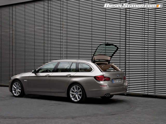 BMW 5 Series Touring 2011 Picture #10 BMW 5 Series Touring 2011 Picture #10