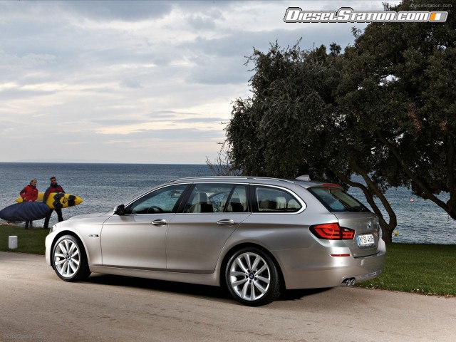 BMW 5 Series Touring 2011 Picture #38 BMW 5 Series Touring 2011 Picture #38