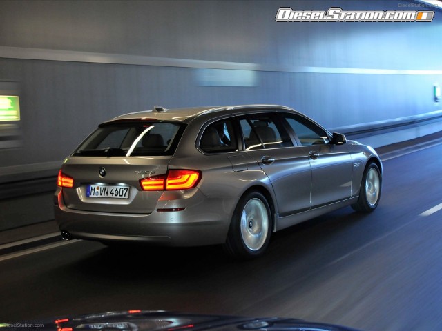 BMW 5 Series Touring 2011 Picture #52 BMW 5 Series Touring 2011 Picture #52