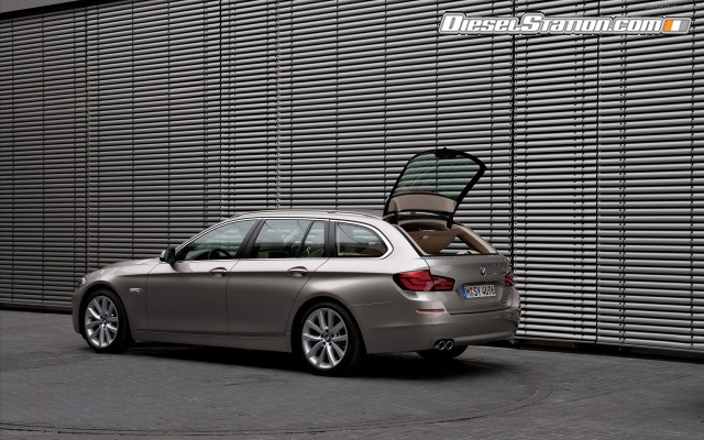 BMW 5 Series Touring 2011 Widescreen Picture #16 BMW 5 Series Touring 2011 Widescreen Picture #16