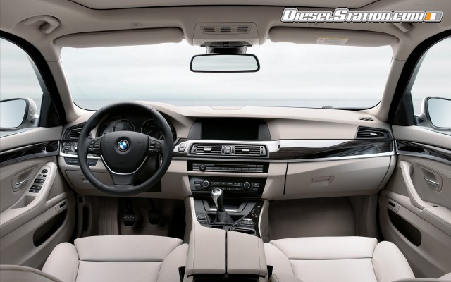 BMW 5 Series Touring 2011 Widescreen Picture #22 BMW 5 Series Touring 2011 Widescreen Picture #22